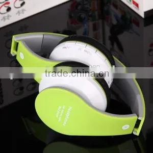 Folding Stereo Handfree Bluetooth Wireless MP3 Headphone Support TF Card and FM thumbnail-3
