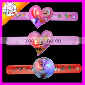 2015 LED Soft Pvc Custom Led Heart Shape Slap Bangle for Promotion Gift thumbnail-1