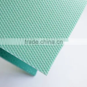 Anti-Slip Foamed PVC Sports Flooring Rolls thumbnail-3