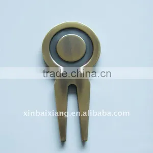 Elegant and Simple Design Golf Equipment Divot Repair Tool thumbnail-3