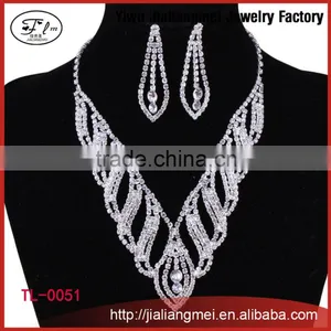 Factory Directly Fashion Silver Jewellery Wedding Bridal Necklace Earrings Set thumbnail-1