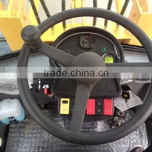 ZL18 Hongyuan Machinery Compact Front Wheel Loader With EPA Tier 4 Engine thumbnail-4