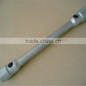 18" Double Head Wheel Wrench thumbnail-1