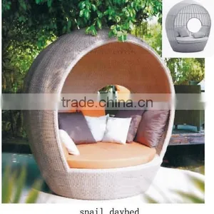 Rattan Wicker Ourdoor Leisure Snail Daybed Round With Canopy thumbnail-1