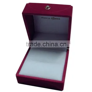 Custom Ring Box thumbnail-1