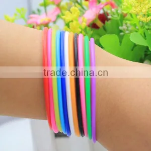Rubber Custom Round Shape Silicone Bracelet thumbnail-1