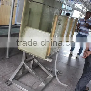 Best Price Poultry Slaughterhouse Equipment Living Poultry Stunning Machine Butchery Equipment of Poultry Slaughterhouse thumbnail-3