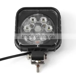 Newest and Smart Design18w Flood Led Work Light for Truck Suv thumbnail-2