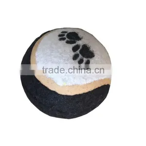 2014 Hot Dog Toy / Tennis Ball thumbnail-2