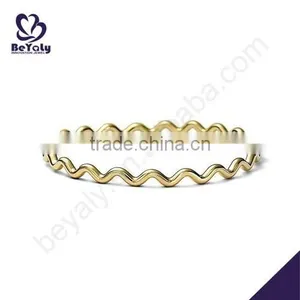 Wholesale Silver Exquisite Real Flower Resin Bangle thumbnail-1