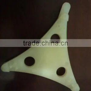Pan Cleaner Triangle Type With Tongue thumbnail-1
