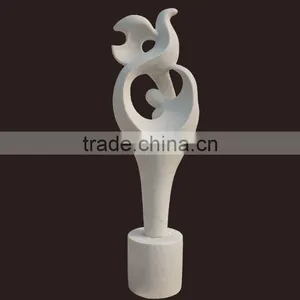 Roadside Abstract Lady Sculpture thumbnail-1