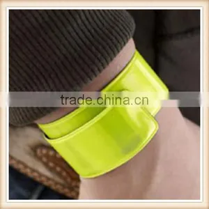 Reflective Snap Slap Running Band Yellow Jogging Run Brand New thumbnail-2