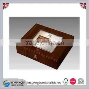 Food Industrial Use and Transprant Lid Feature Wood Food Box thumbnail-1