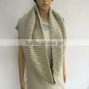 Women Winter Heavy Knit Infinity Scarf thumbnail-3