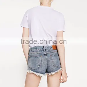 2016 Custom Fashion Rivet Ripped Apparel Young Girl Summer Sexy Women Jeans Shorts Short Pants Half Pants Cotton Girls thumbnail-3