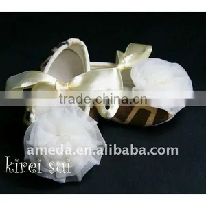 Baby Girl Giraffe Crib Shoes With Cream Rosettes GS26Z4 thumbnail-1