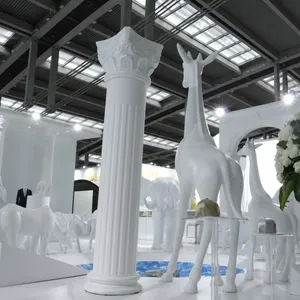 Shopping Mall Photo Booth Sculpture thumbnail-2