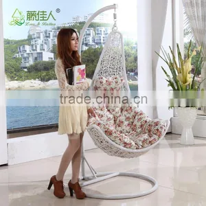 Hanging Moon Chair thumbnail-1