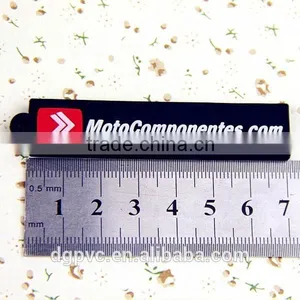 Wholesale & Custom 2015 Promotional Pvc Car Logo Keychain thumbnail-2