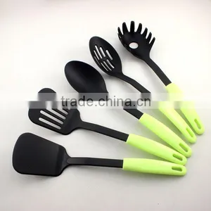 LFGB STANDARD NYLON KITCHEN TOOL thumbnail-1