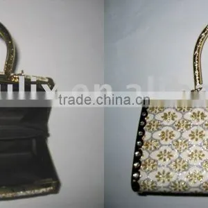 LADIES' HANDBAGS IN STYLISH DESIGN WITH LOCK thumbnail-1