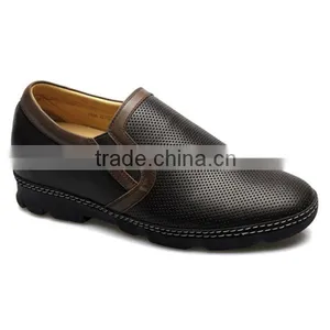 Fashionable Breathable Slip on Shoes for Men thumbnail-5