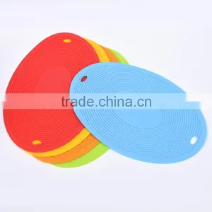 Colorful Round Non-Slip Heat Resistant Mat Coaster Cushion Placemat Kitchen Ware thumbnail-5