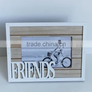 Beaded, Natural and Decorative Wall-hung Type Wooden Photo Frame thumbnail-1