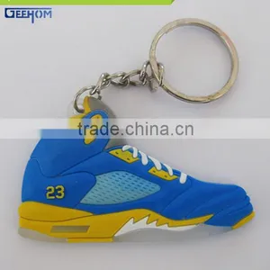 Factory Wholesale 3d Promotional Rubber Running Shoe Keychain thumbnail-1