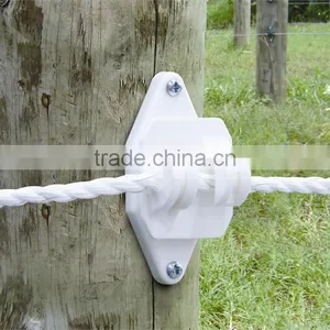 Fentech Wood Post Electric Fence Insulator thumbnail-1