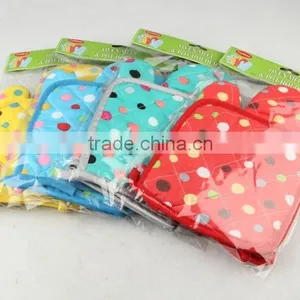 Printed Mirowave Oven Glove and Pot Holder thumbnail-5