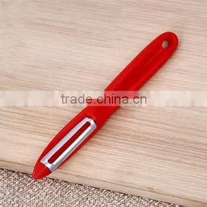 PP Handle Stainless Steel Fruit Apple Grater Vegetable Peeler thumbnail-5