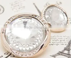 2014 Bright Shank Button thumbnail-5
