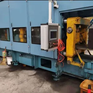 Hydraulic Vertical Molding Machine thumbnail-2