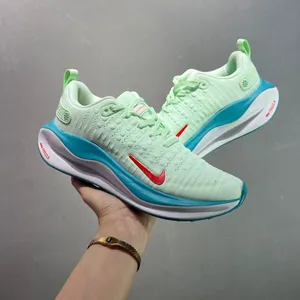 NIKE Zoom X Invincible Run Fk 4 thumbnail-1