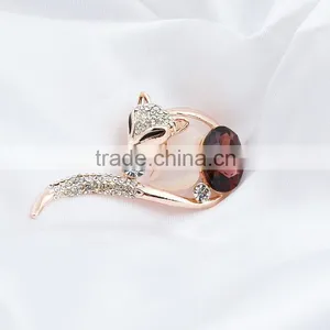 New Alternative Super Cute Jewelry Double Fox Full Diamond Brooch Buckle Shawl thumbnail-4