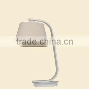 Fashionable Design European Durable Plug Study Table Lamp thumbnail-2