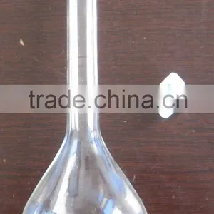 1621 Volumetric Flask Graduated One Mark ,with Plastic or Grounded Glass Stopper thumbnail-1