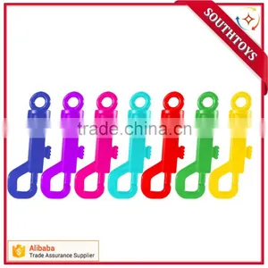 Colorful Plastic P Shape Keychain thumbnail-1