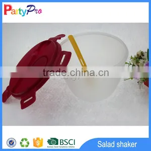 Hot New Products for 2016 Food Grade PP Salad Cup Keep Fresh Salad Shaker With Fork thumbnail-2