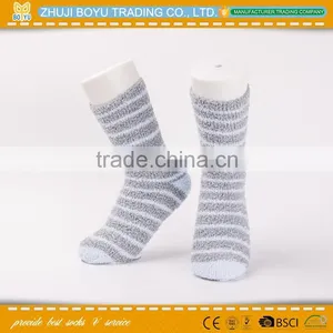 BY-161603 Wholesale Health Care Socks White Crew Socks Fashion Women Socks thumbnail-1