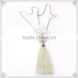 Wholesale Long Pearl Necklace Costume Jewelry With Resin Horse thumbnail-1