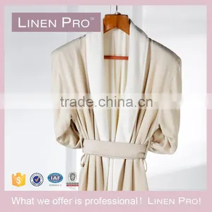 LinenPro 400GSM Terry Cloth Hotel Bathrobe Hooded 100% Cotton Bathrobe for Men thumbnail-2