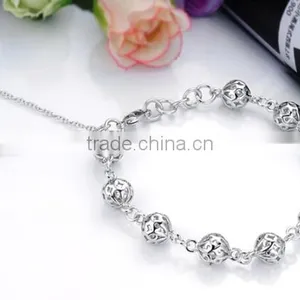 Zm33718a Girls Elegant Sliver Plated Hollow Hand Bracelet Ladies Jewelry Accessories thumbnail-3
