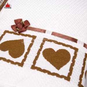 Woven Mexican Blanket Wool Throw Baby Shawl Embroidered Hooded Blanket thumbnail-4
