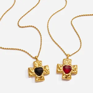 Minimalist Waterproof Stainless Steel Gold Necklace - Exquisite Jewelry Design thumbnail-5