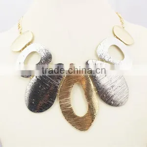 Indian Gold Plated Necklace Set Light Weight Gold Necklace Set thumbnail-1