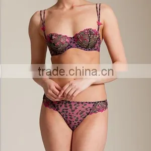 New Style Women Stylish Fancy Embroidery Lace Bra and G-string Panty Underwear Set thumbnail-1