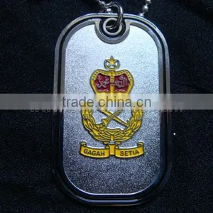 Couple Military Dog Tags thumbnail-1